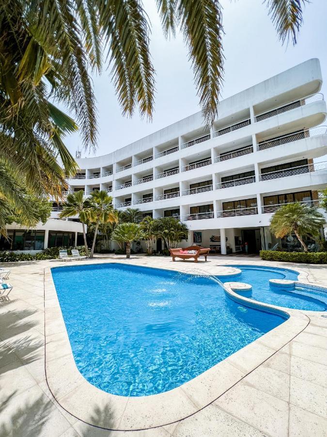 Hotel California Playa El Yaque Extérieur photo