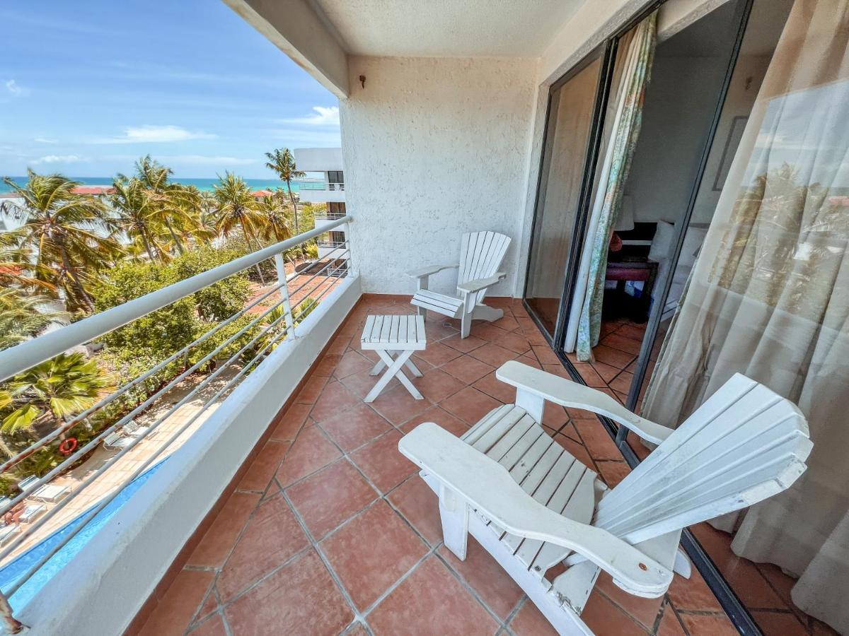 Hotel California Playa El Yaque Extérieur photo