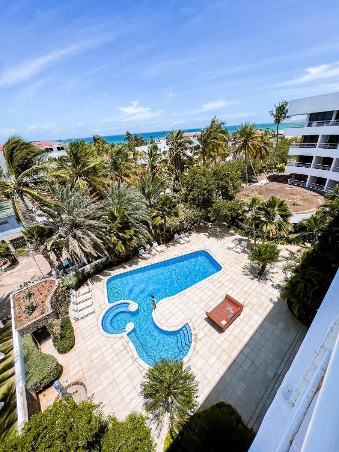 Hotel California Playa El Yaque Extérieur photo